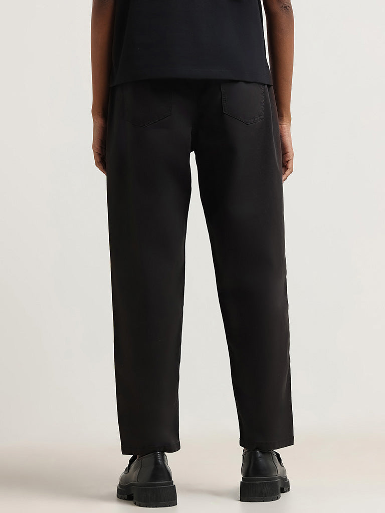 Buy Black Trousers & Pants for Women by HAWT Online | Ajio.com